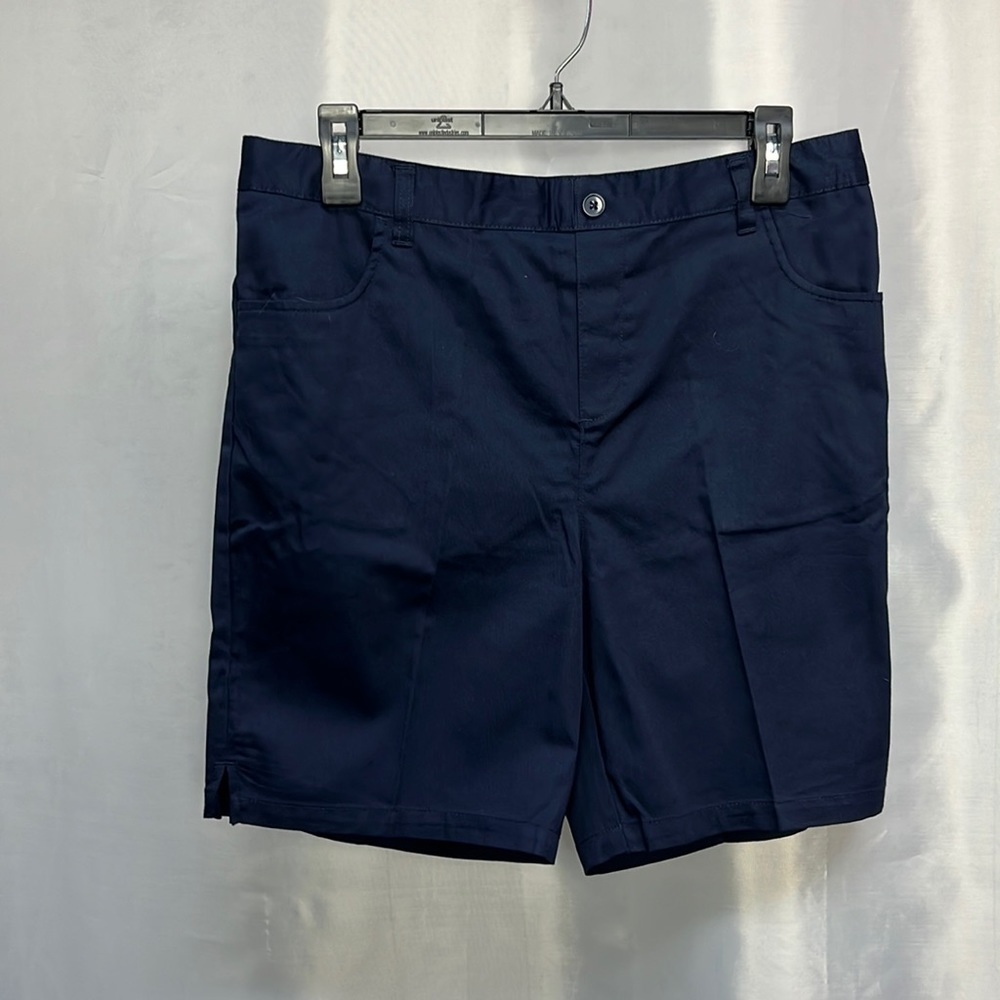 FRENCH Toast women’s shorts
